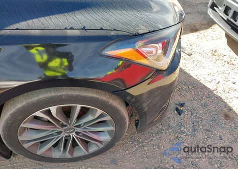 2015 Hyundai Genesis 3.8 from USA, damaged, VIN KMHGN4JE6FU078278